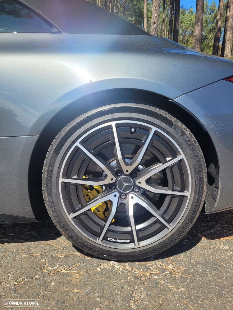 Mercedes-Benz SL 63 AMG 4Matic+ - 24