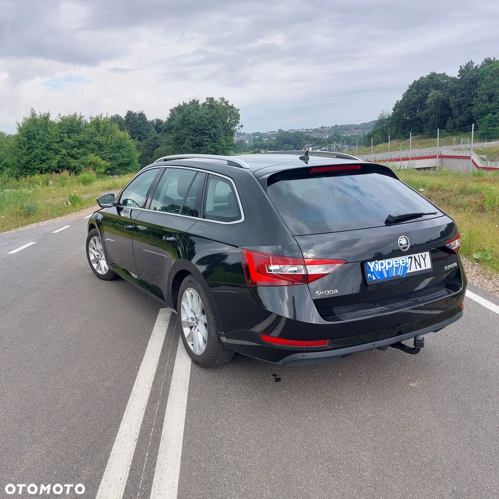 Skoda Superb 1.5 TSI ACT Style DSG - 5