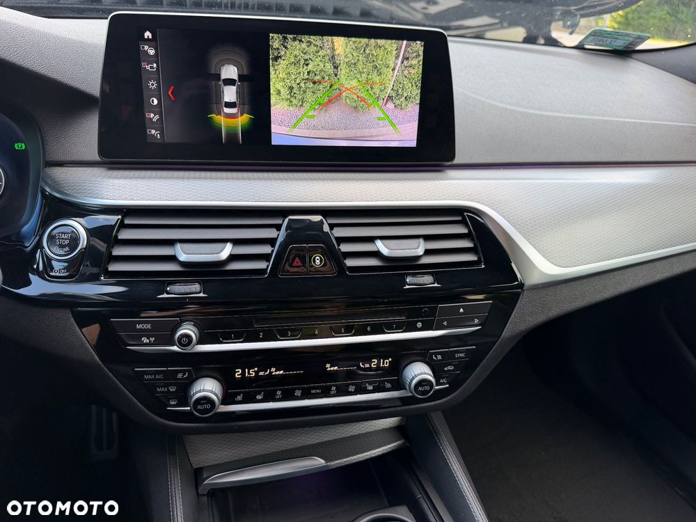 BMW Seria 5 530i xDrive M Sport sport - 31
