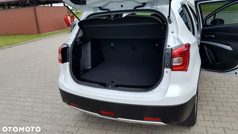 Suzuki S-Cross - 17