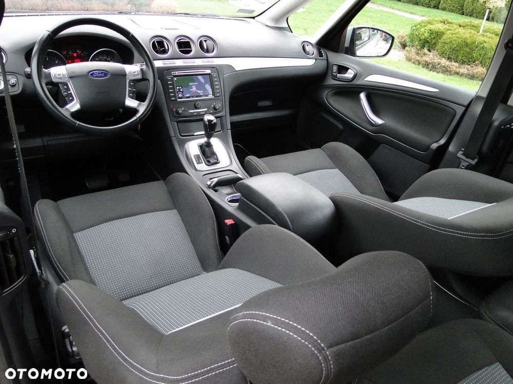 Ford S-Max 2.0 TDCi DPF Titanium - 29
