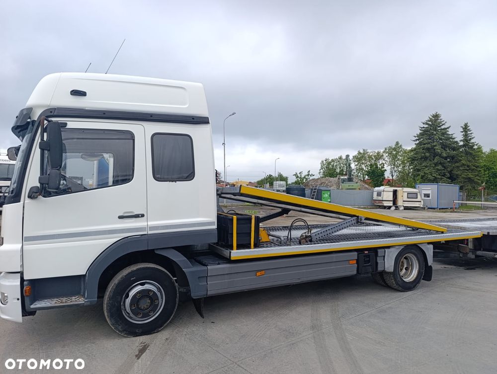 Mercedes-Benz ATEGO - 10