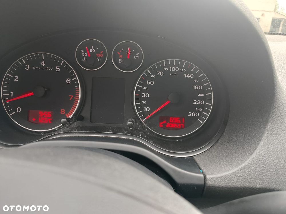 Audi A3 3-drzwiowe - 7