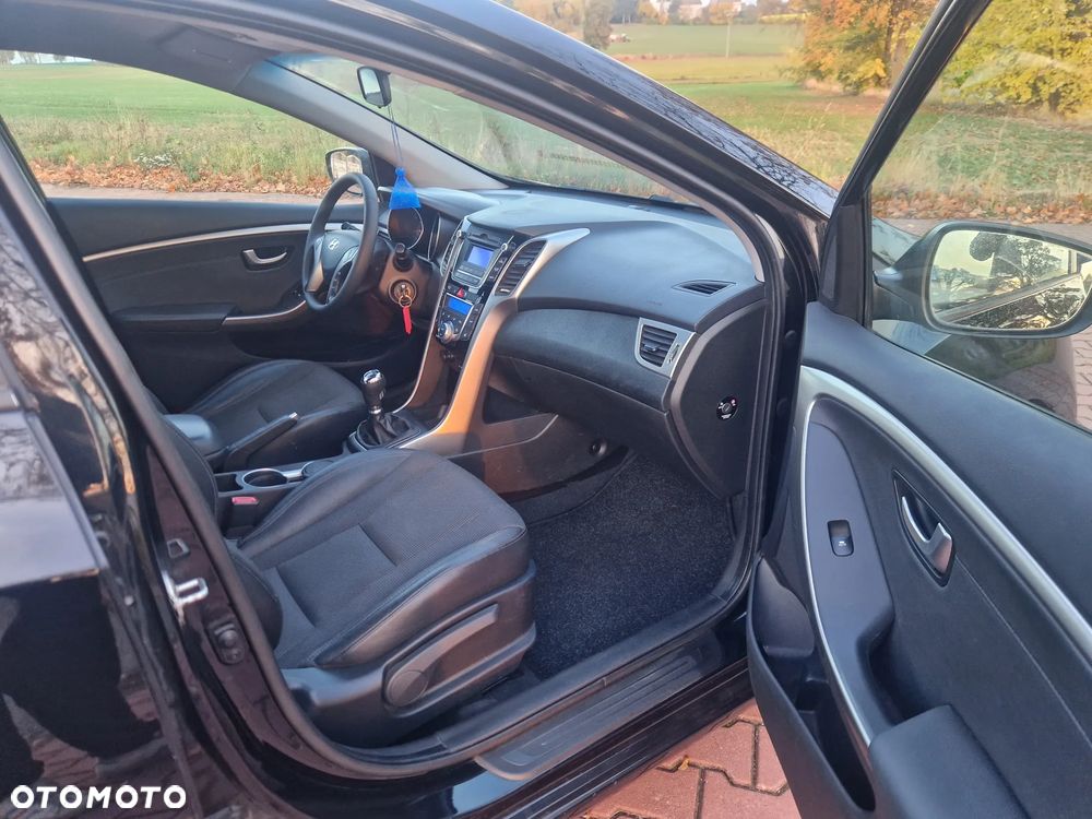 Hyundai i30 1.4 Intro Edition - 18