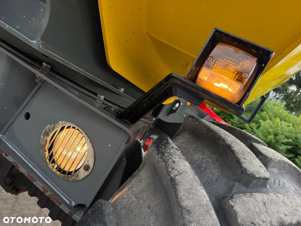 Wacker Neuson DW60 Wozidło Obrotowe 4x4. 6 ton ładowność z Pełną kabiną. OBROTOWA koleba 1350 mtg. 2021 rok. Jak nowe z salonu PERKINS turbo silnik. Pochodzi z Norweskiego Gospodarstwa Ziemniaczanego! Pełne sterowanie dżojstik REWERS HYDROSTATIC Ogrzewana Kabina Opony zero zużycia. Aktualna DEKRA. Kamery wysokiej jakośći! Zero luzów i wycieków. Szybka wolna jazda. Wielka Okazja. Ośswietlenie Rozbudowane. Hak kulka - 32