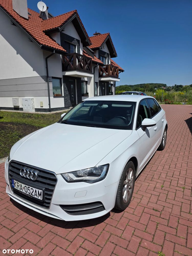 Audi A3 Sportback 1.6 TDI S tronic - 1
