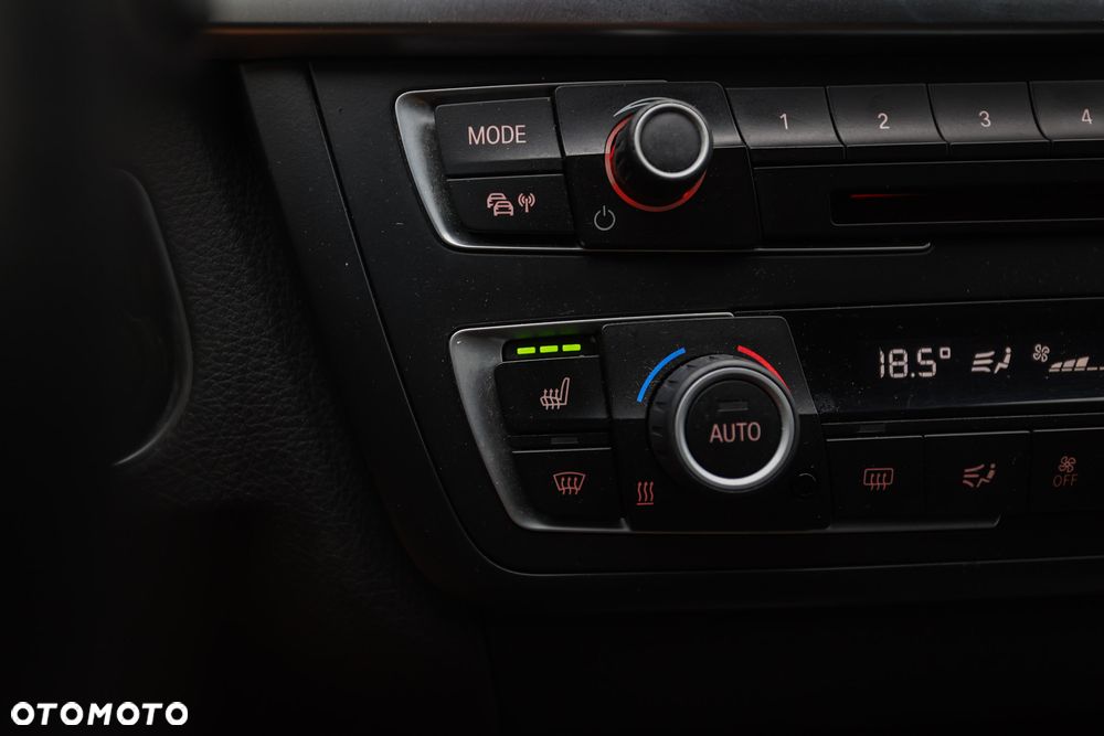 BMW 3GT 320d M Sport - 34