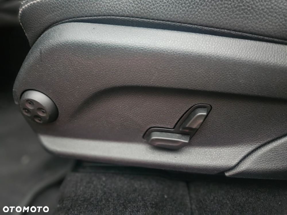 Mercedes-Benz GLC 220 d 4Matic 9G-TRONIC - 28