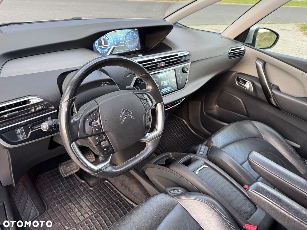 Citroën C4 Grand Picasso BlueHDi 150 EAT6 Exclusive - 25