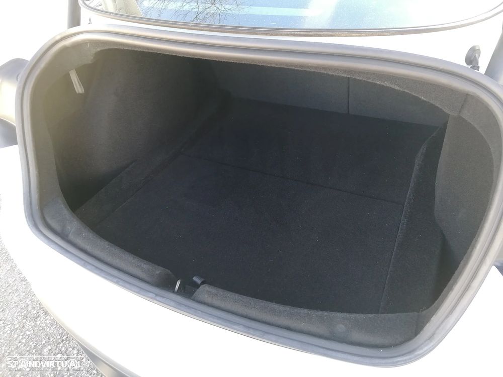Tesla Model 3 Tração Traseira - 16