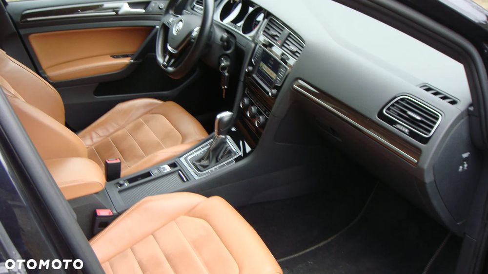 Volkswagen Golf VII 1.6 TDI BMT Highline DSG - 12