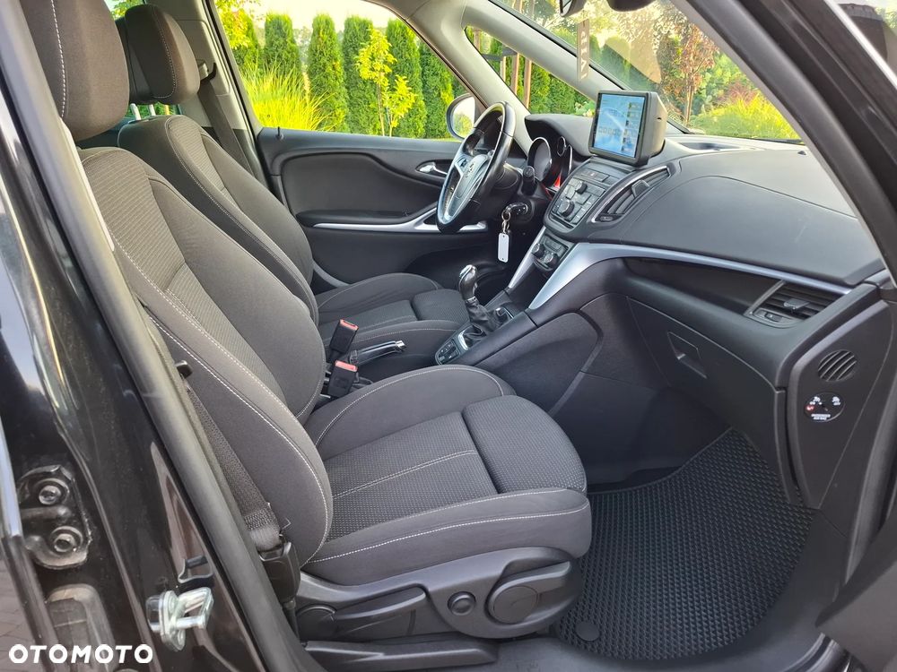 Opel Zafira Tourer 2.0 CDTI ecoFLEX Start/Stop Edition - 38