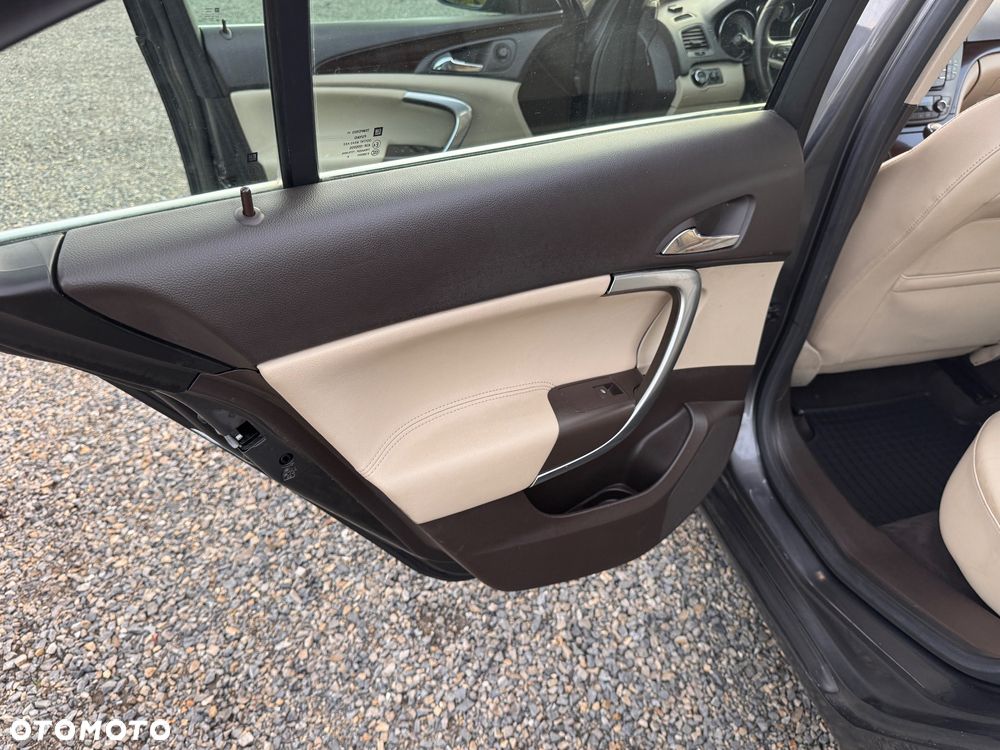 Opel Insignia - 21
