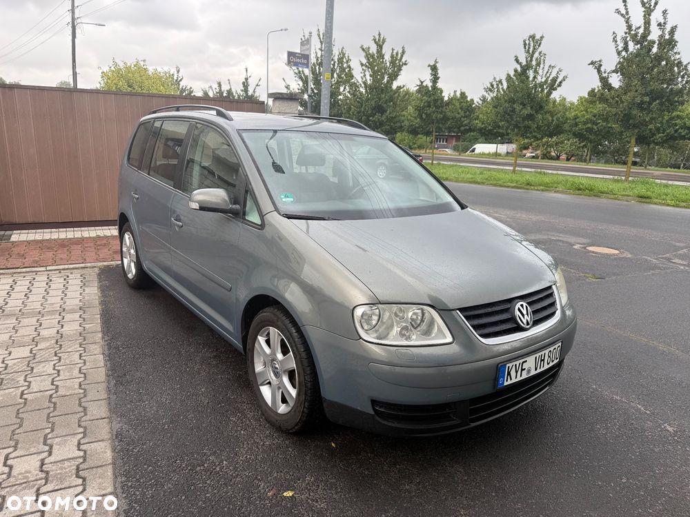 Volkswagen Touran 1.4 TSI Comfortline - 1