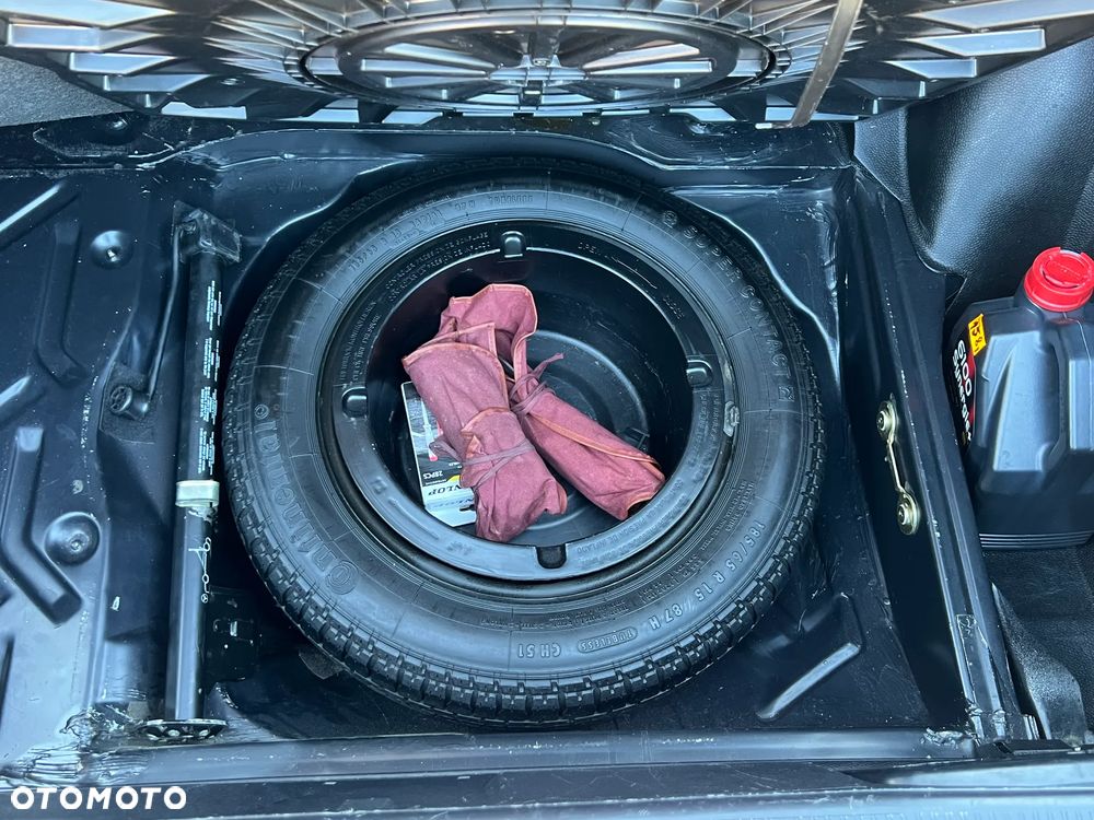 Mercedes-Benz W201 (190) - 13