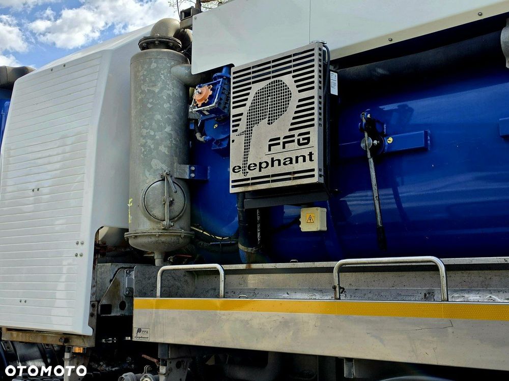 DAF Phoenix / WUKO Asenizacyjny FFG Elephant 2000 - 7