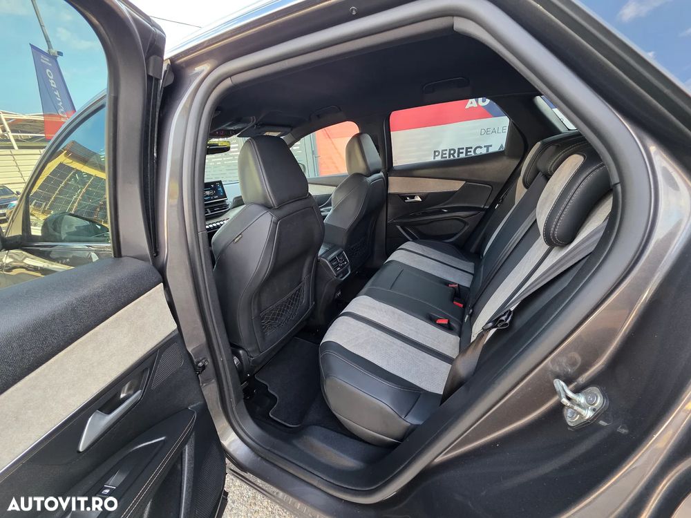Peugeot 3008 PHEV 300 EAT8 4X4 GT - 15