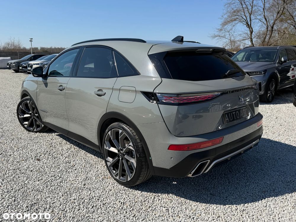 DS Automobiles DS 7 Crossback - 11