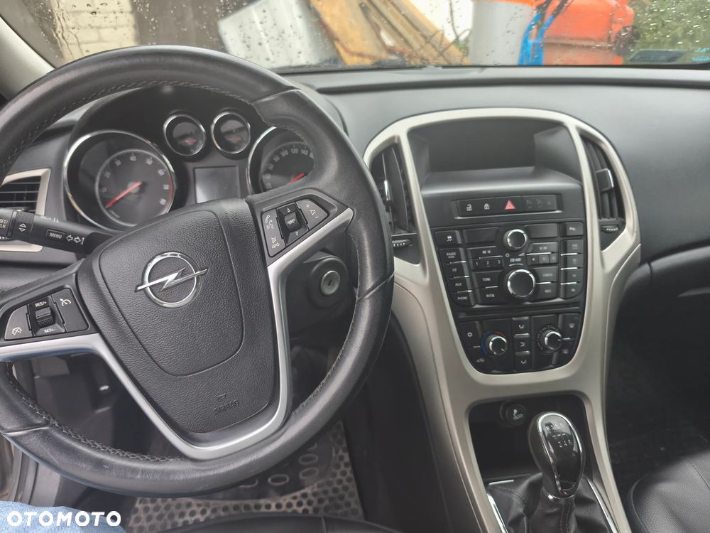 Opel Astra - 8