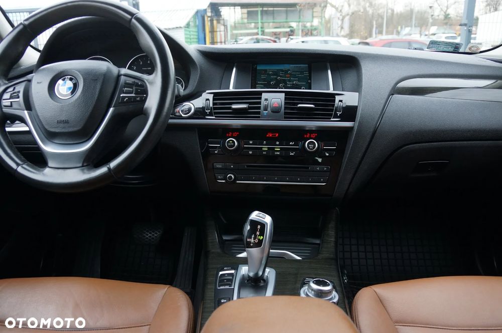 BMW X3 xDrive20i - 13