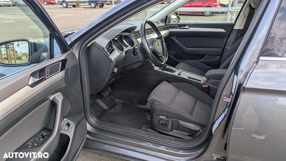 Volkswagen Passat Variant 2.0 TDI DSG Comfortline - 19