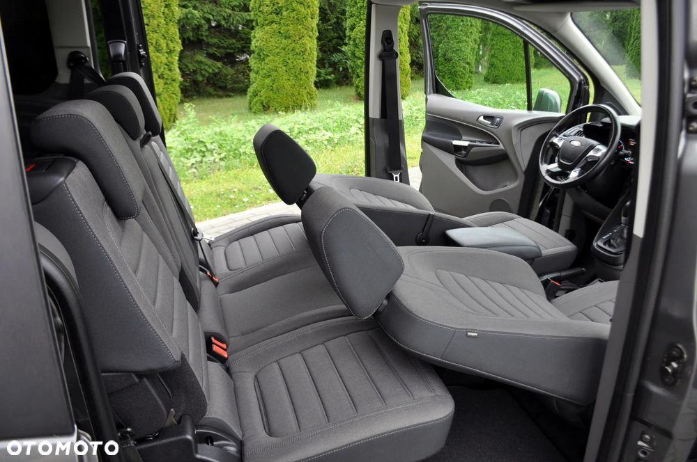 Ford Tourneo Connect - 24