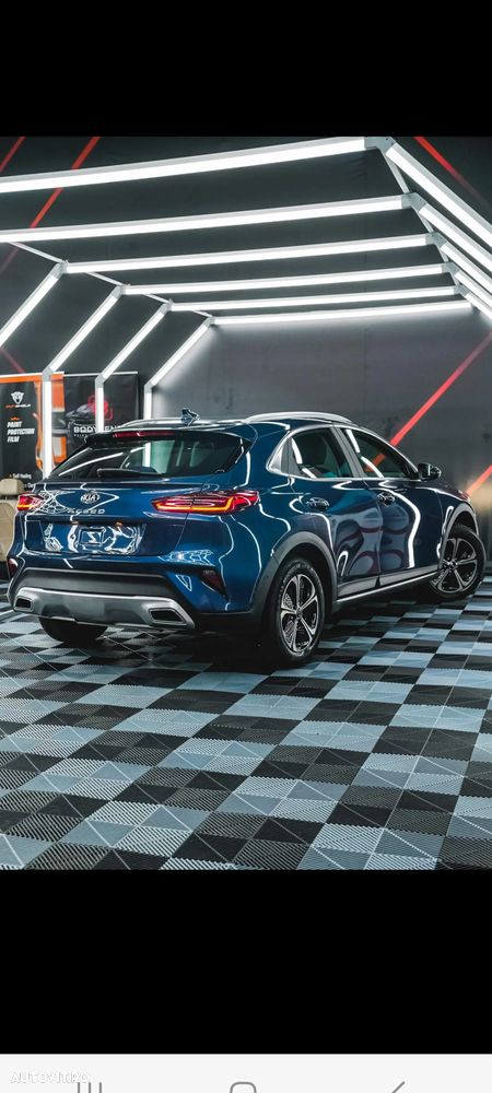 Kia XCeed ver-1-6-gdi-dct6-opf-plug--in--hybrid-platinum - 2