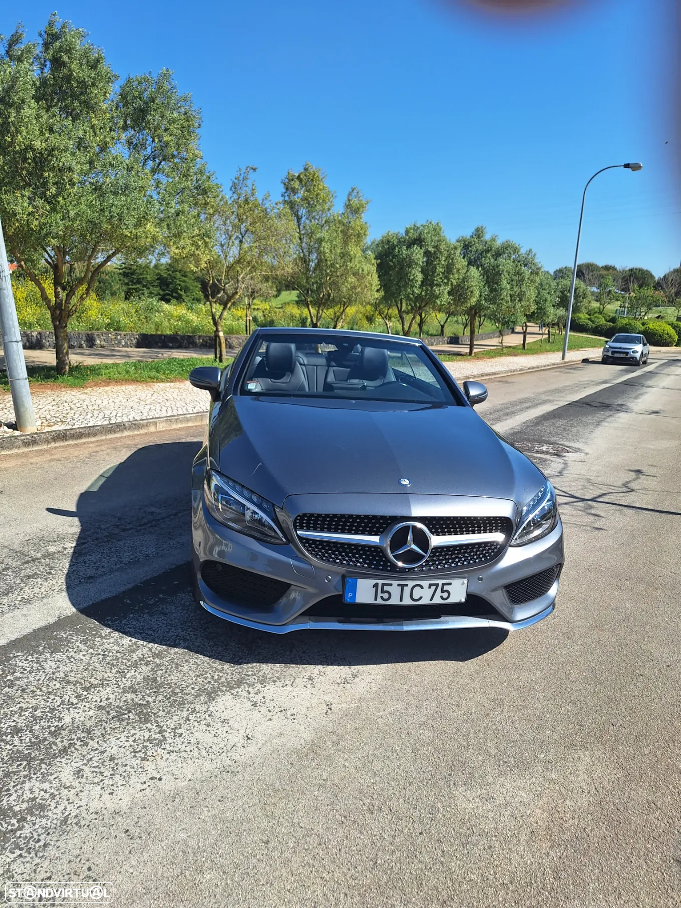 Mercedes-Benz 220 - 9