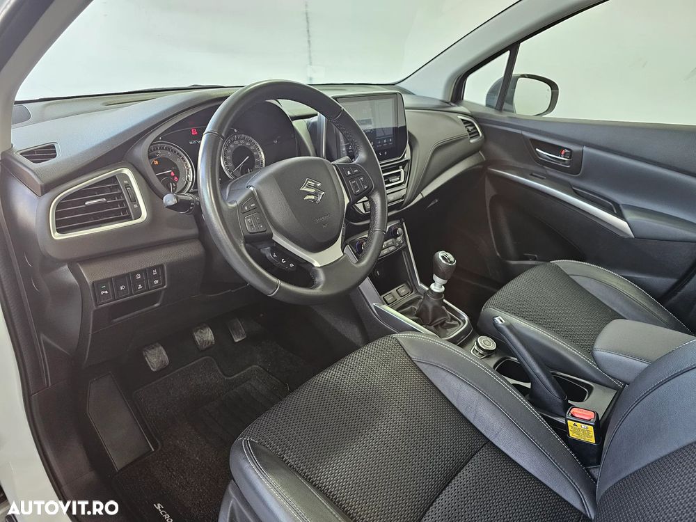 Suzuki S-Cross 1.4 Boosterjet AllGrip MHEV Luxus - 7