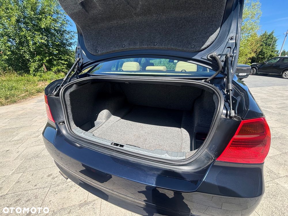BMW Seria 3 320d DPF - 19