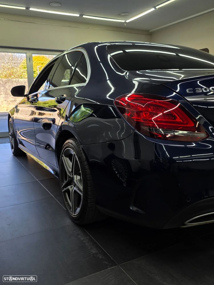 Mercedes-Benz C 300 - 17