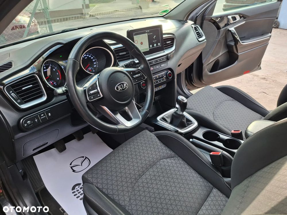 Kia Ceed 1.4 T-GDI OPF Spirit - 17