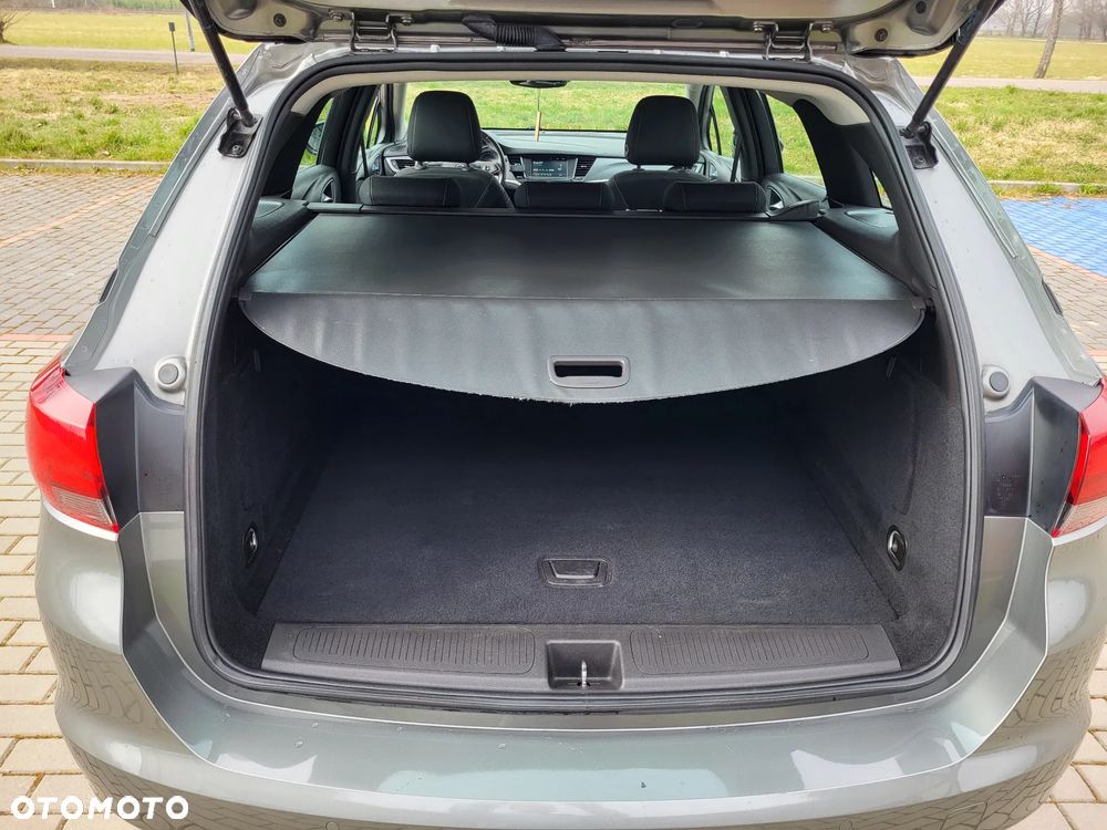 Opel Astra 1.5 D Start/Stop Business Edition - 11