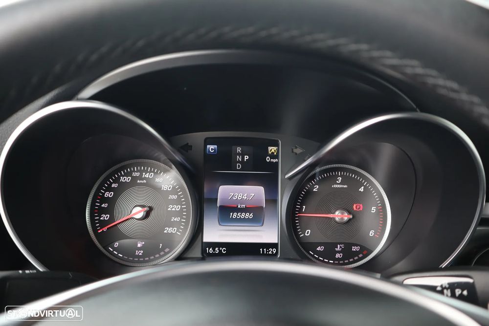 Mercedes-Benz GLC 250 d 4Matic 9G-TRONIC AMG Line - 26