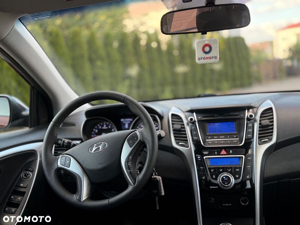 Hyundai i30 1.4 Base - 16