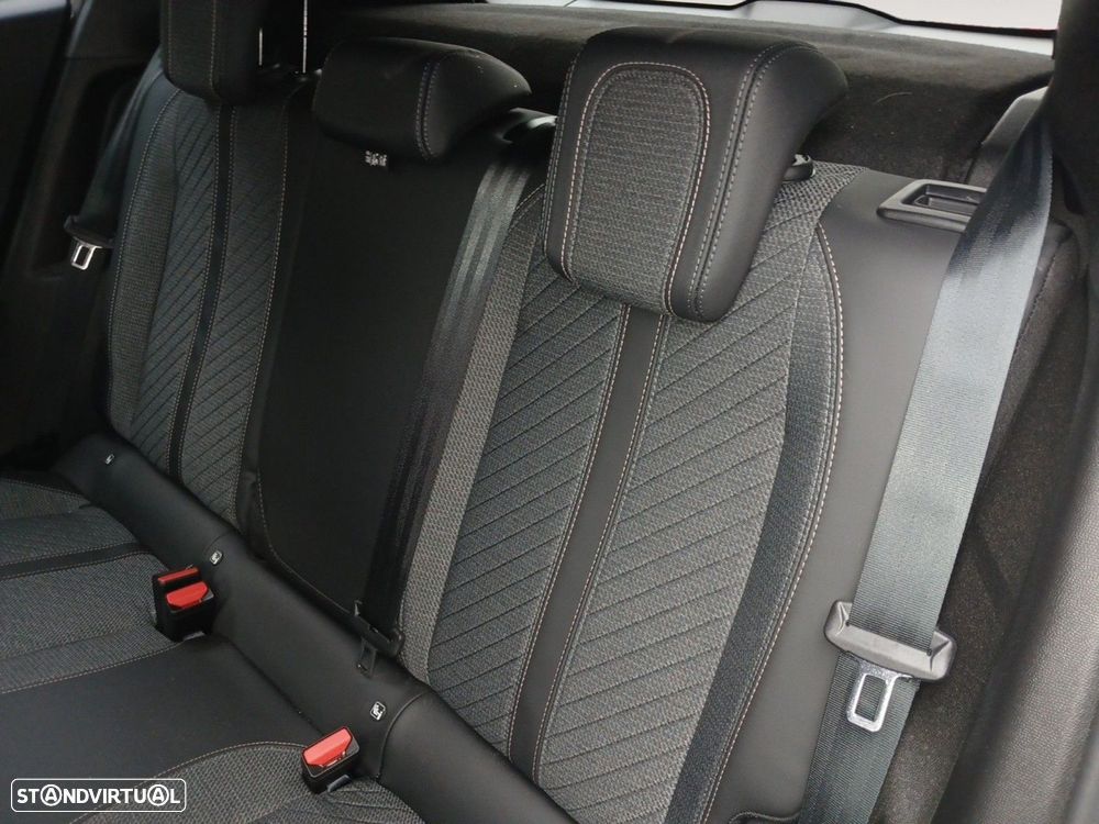 Peugeot 2008 1.2 Allure - 14