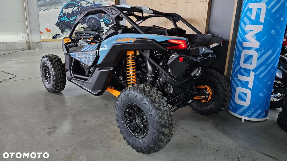 Can-Am Maverick - 3