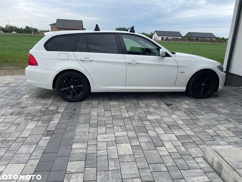 BMW Seria 3 - 28