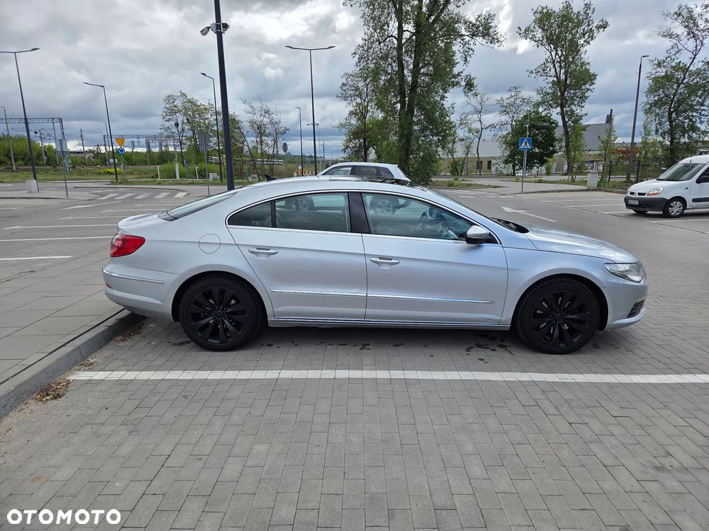 Volkswagen Passat CC - 10