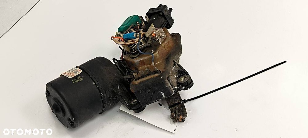 MECHANIZM WYCIERACZEK PRZÓD CADILLAC ELDORADO - 1