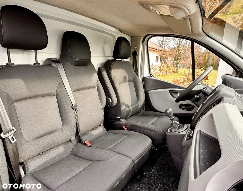 Opel VIVARO L2H1 / - 19