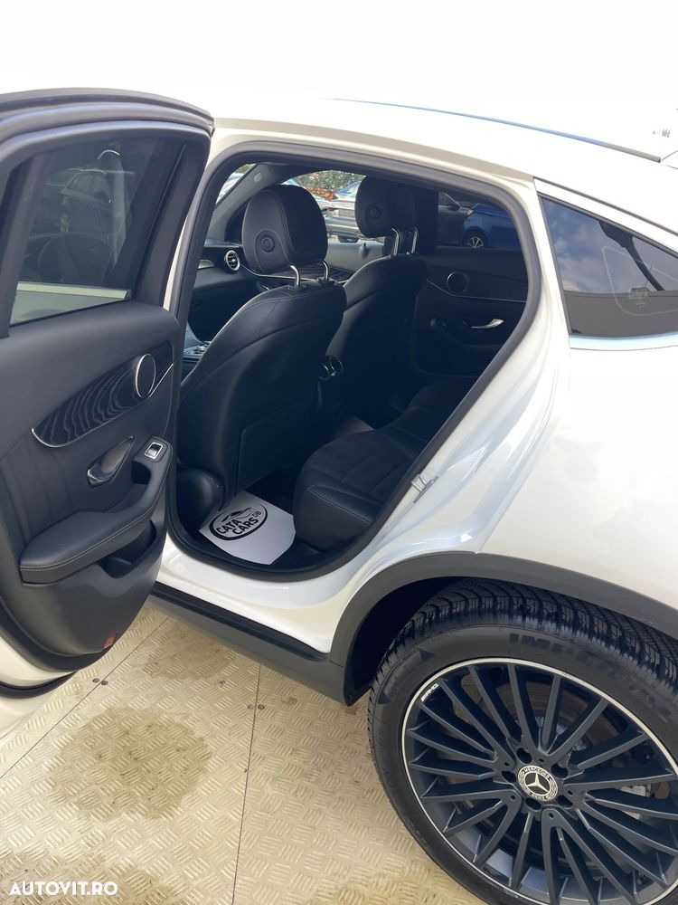 Mercedes-Benz GLC Coupe 250 d 4Matic 9G-TRONIC AMG Line - 27
