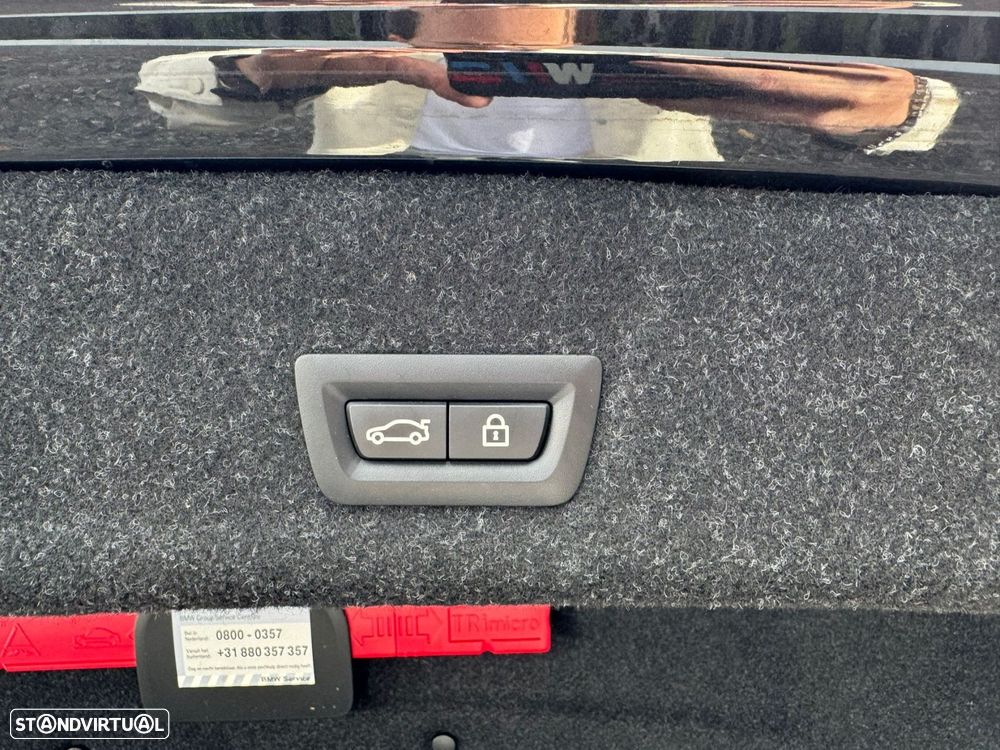 BMW M3 Competition xDrive - 41