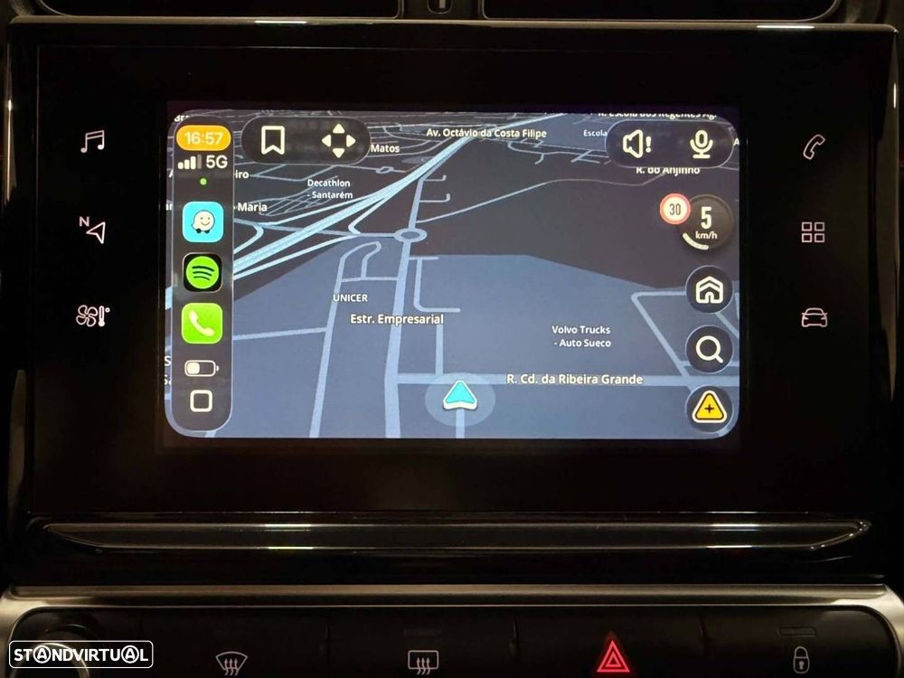 Citroën C3 1.2 PureTech Shine EAT6 - 17
