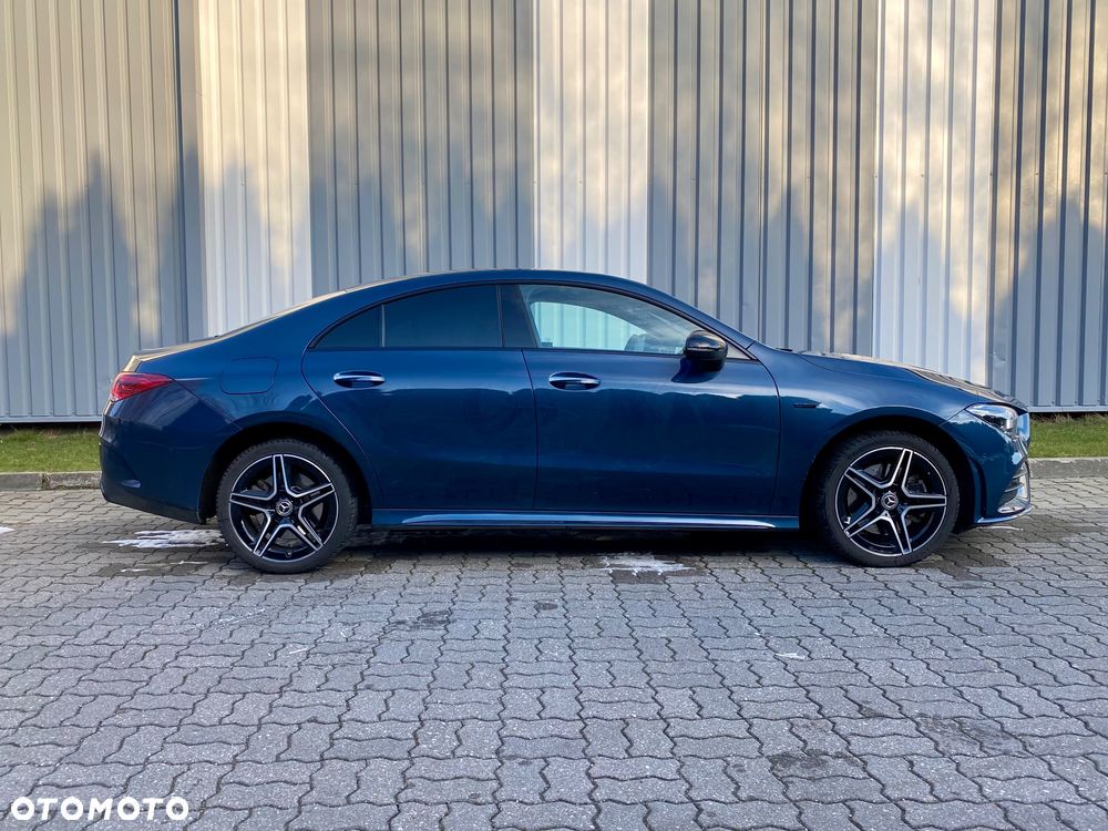Mercedes-Benz CLA 250 E AMG Line 8G-DCT - 5