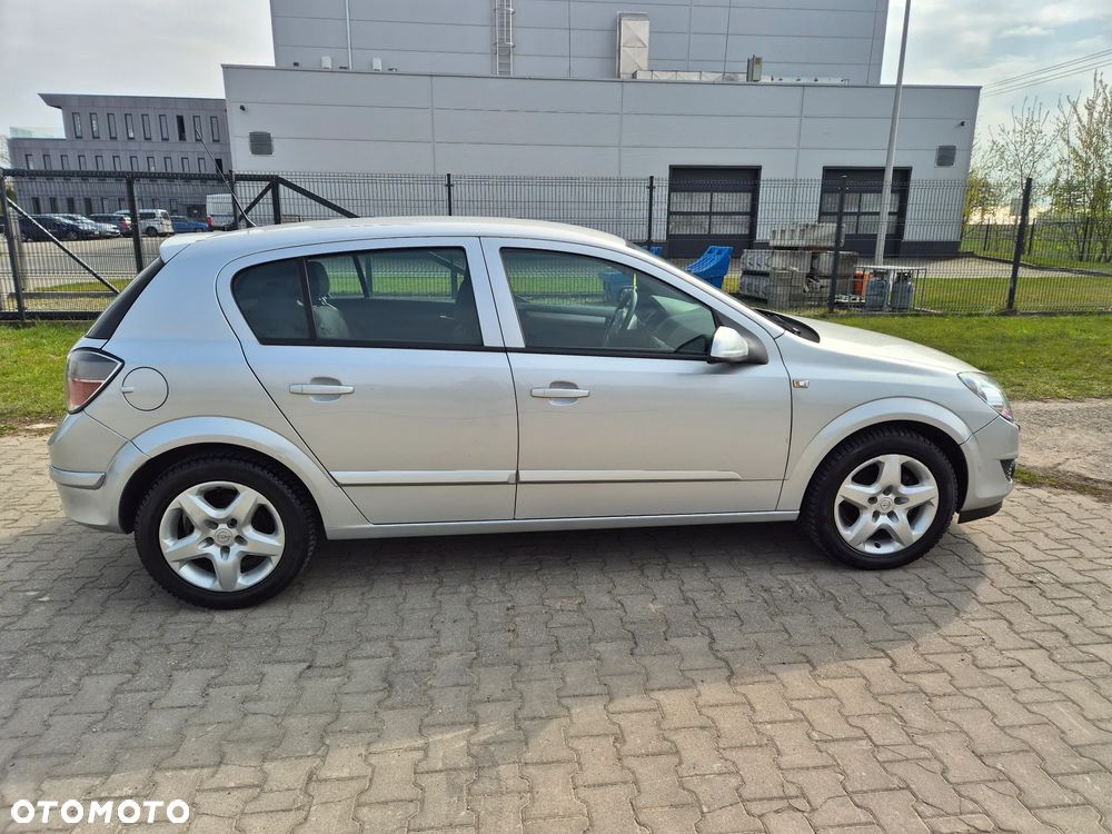 Opel Astra 1.6 Cosmo - 13