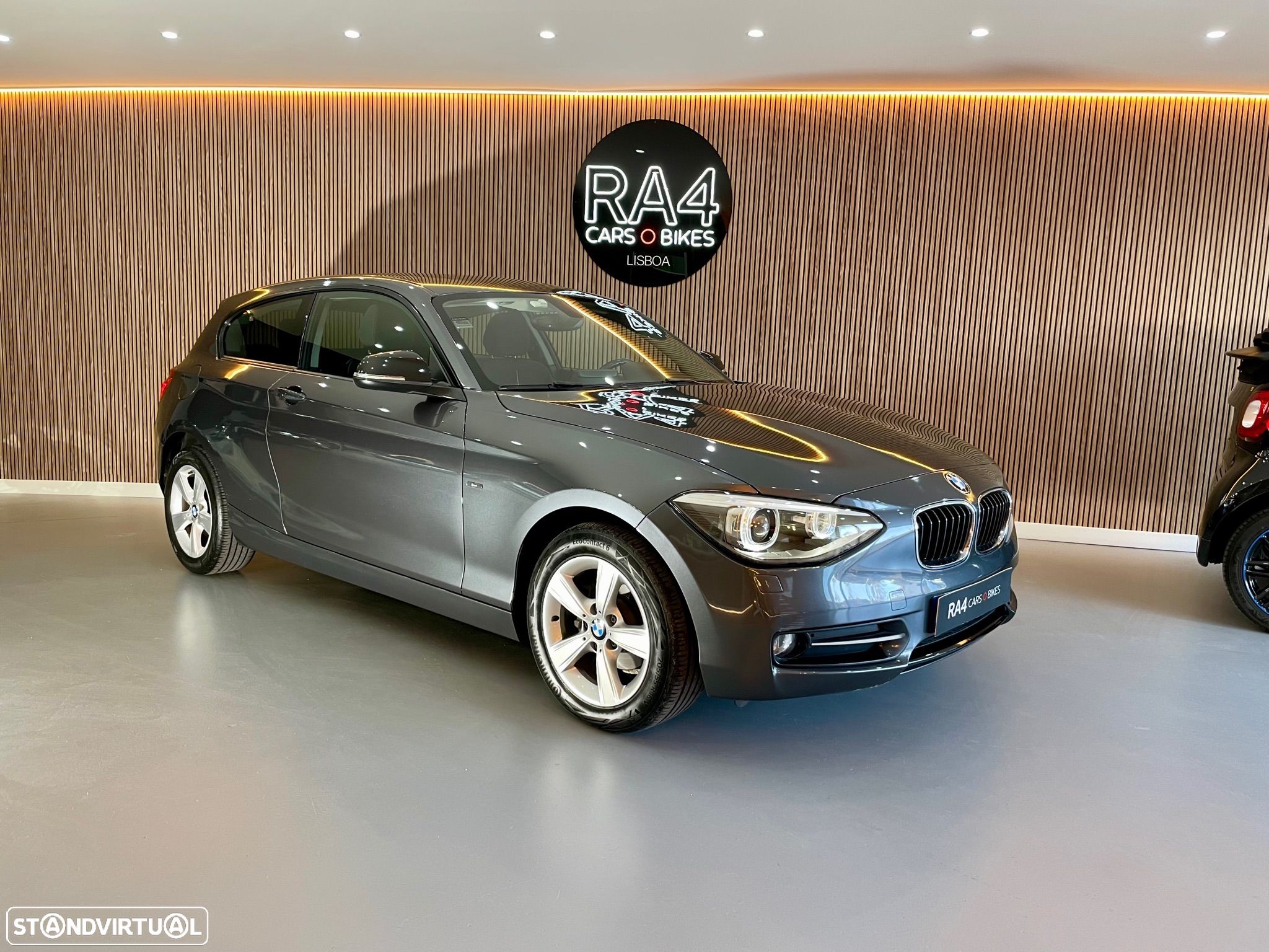 BMW 116 dA Line Sport - 1