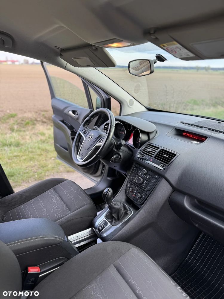 Opel Meriva 1.4 T Essentia - 25