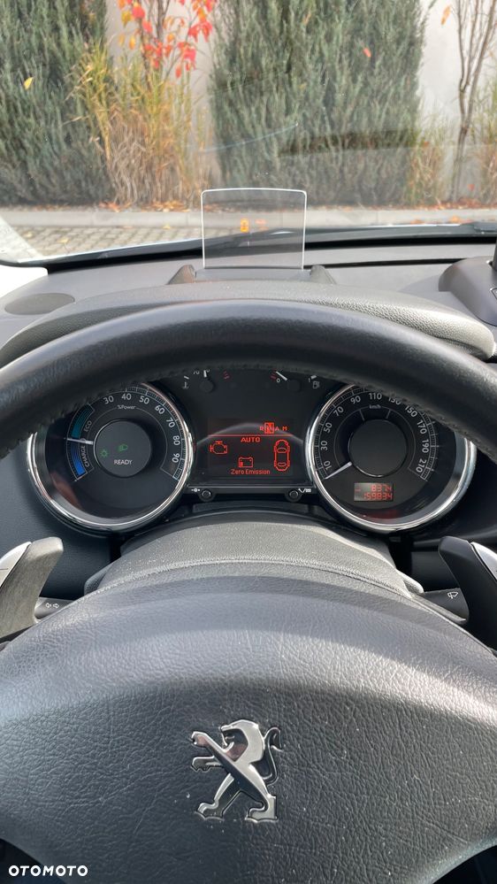 Peugeot 3008 2.0 HDi HYbrid4 - 7