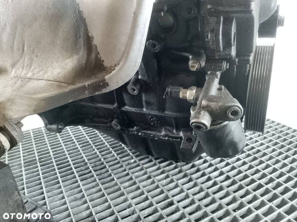 SILNIK RENAULT CLIO III ( 05-09 ) D4F 1.2 16V - 9